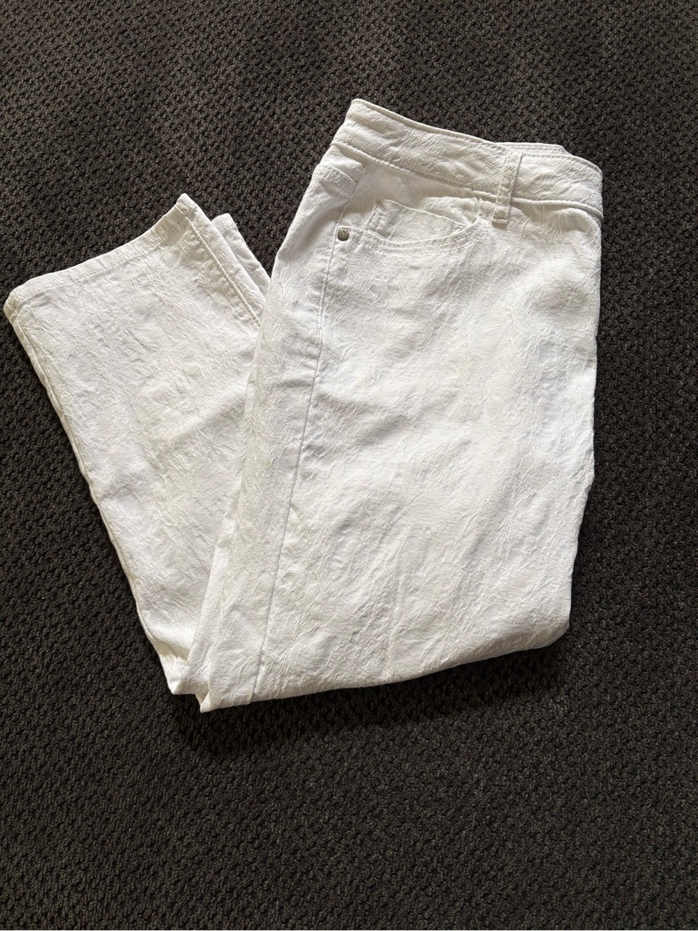 Vera Wang Straight-Leg White Jeans